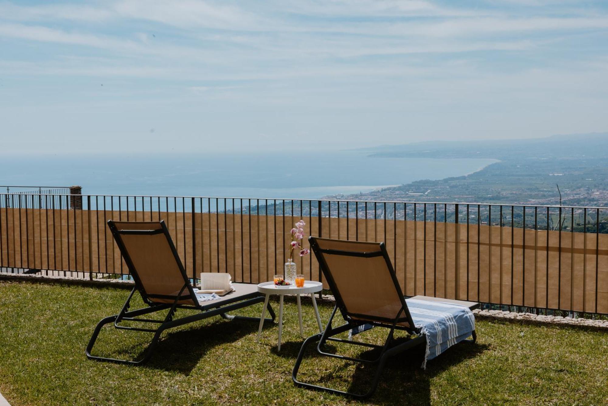 Villa Da Vinci Luxury Panoramic Apartments - Taormina Rooms Collection Exteriör bild